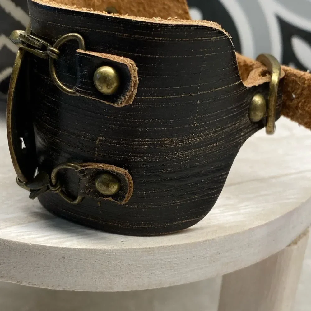 'FREE SPIRIT' Leather cuff